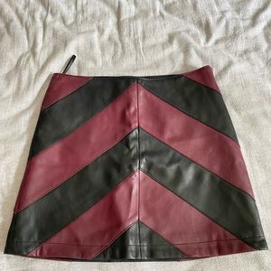 Forever 21 faux leather skirt! Only wore once!